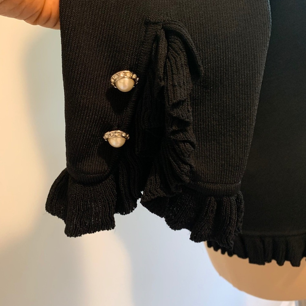 Vertigo Paris Black Ruffle Trim Pearl Button Womens Cardigan Sweater Top Medium - Picture 8 of 11